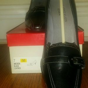 Anne Klein Navy Pumps